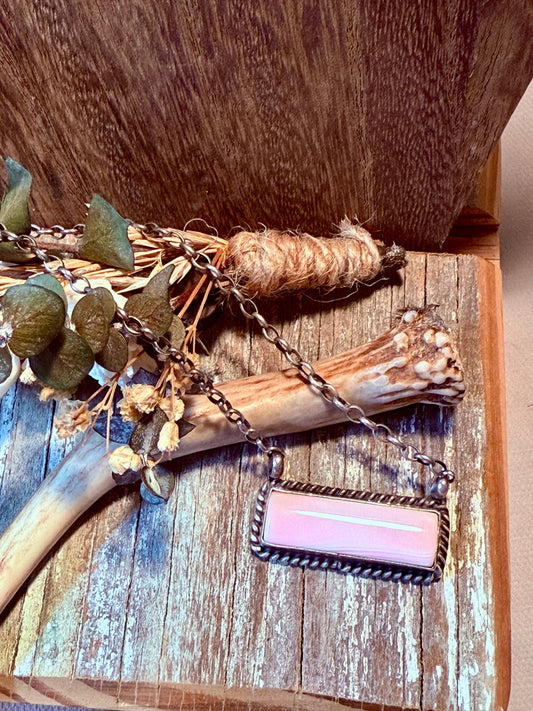 Pink Conch Bar Necklace