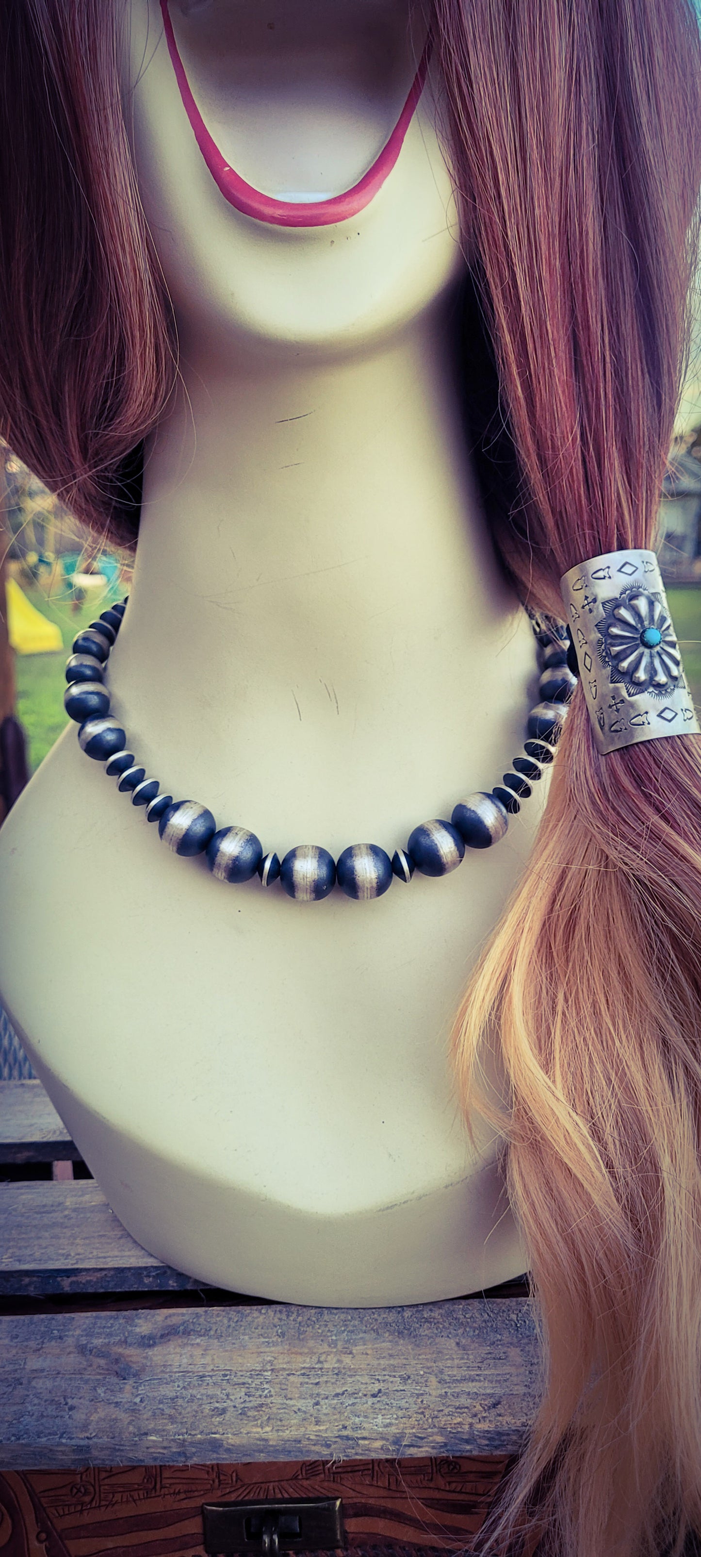 Chimney Butte/Graduated Round And Saucer Pearls