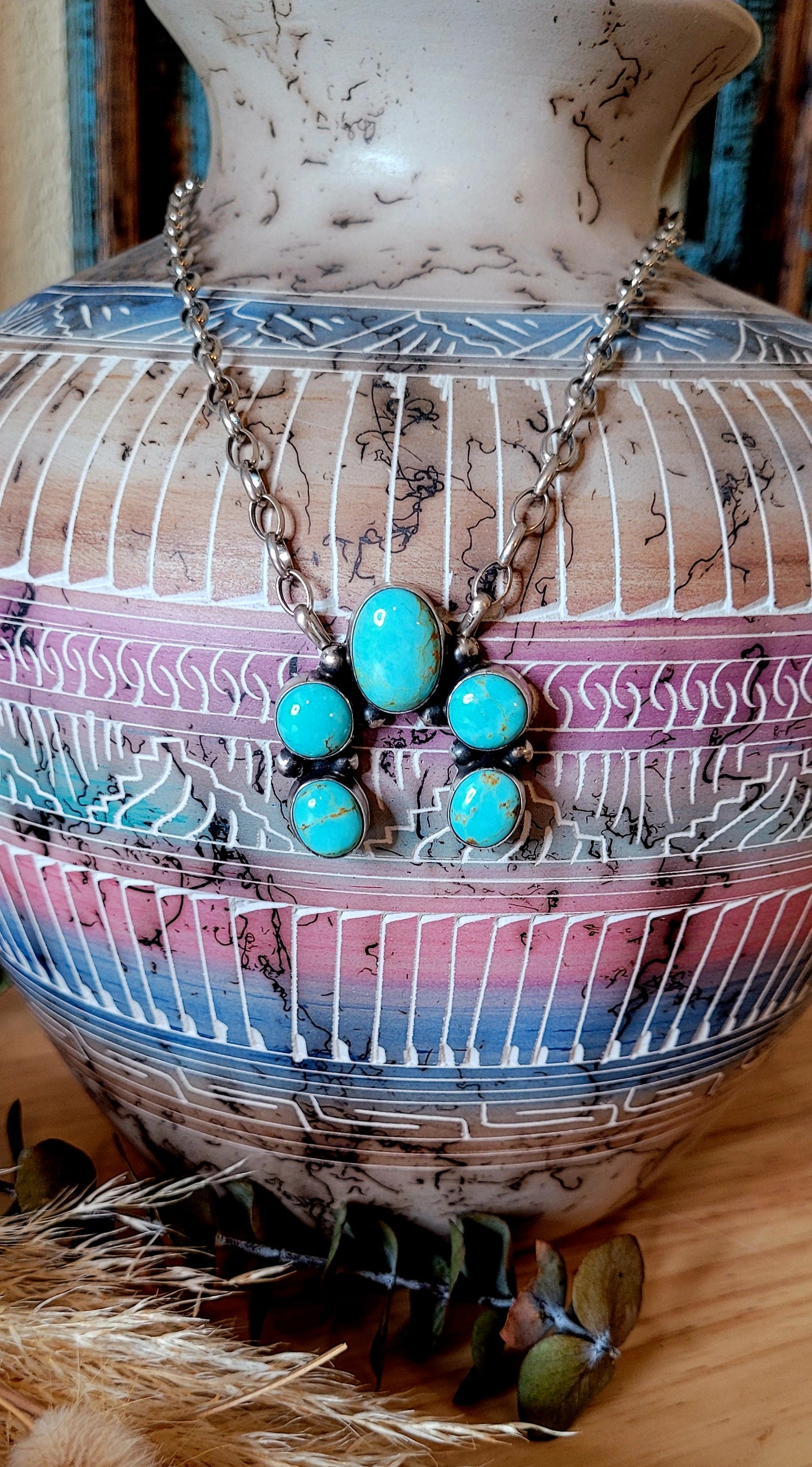 Kingman Naja Choker