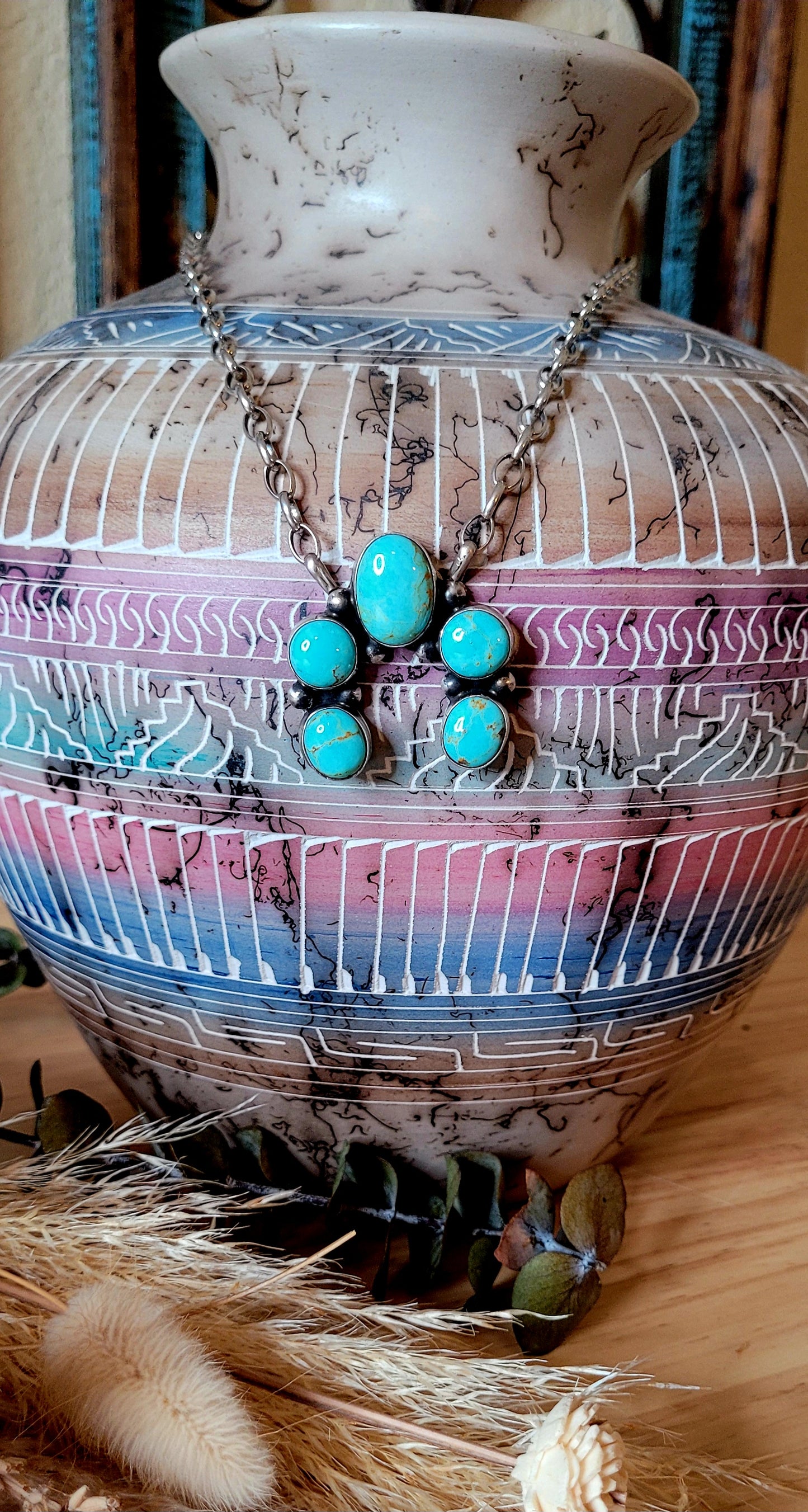 Kingman Naja Choker