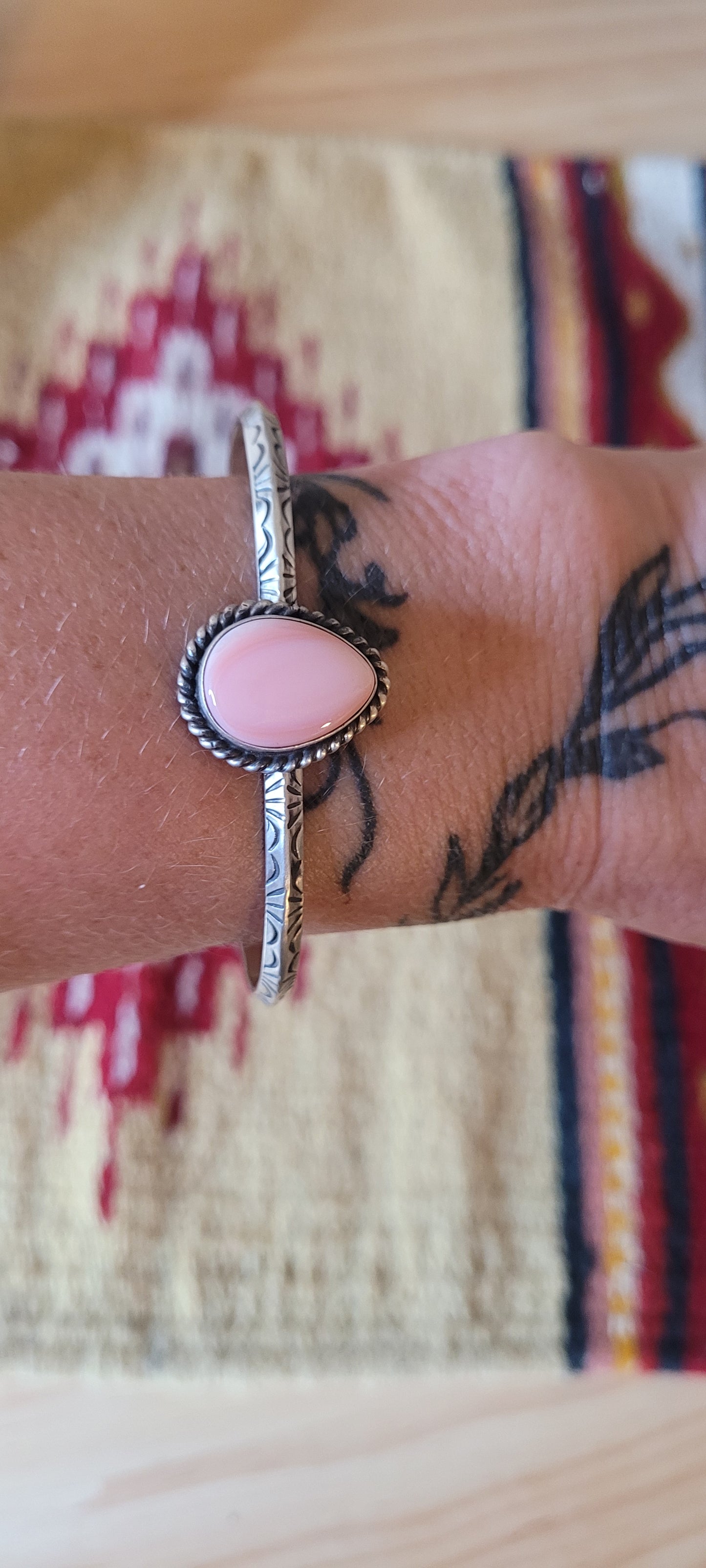 Sterling & Pink Conch Cuff