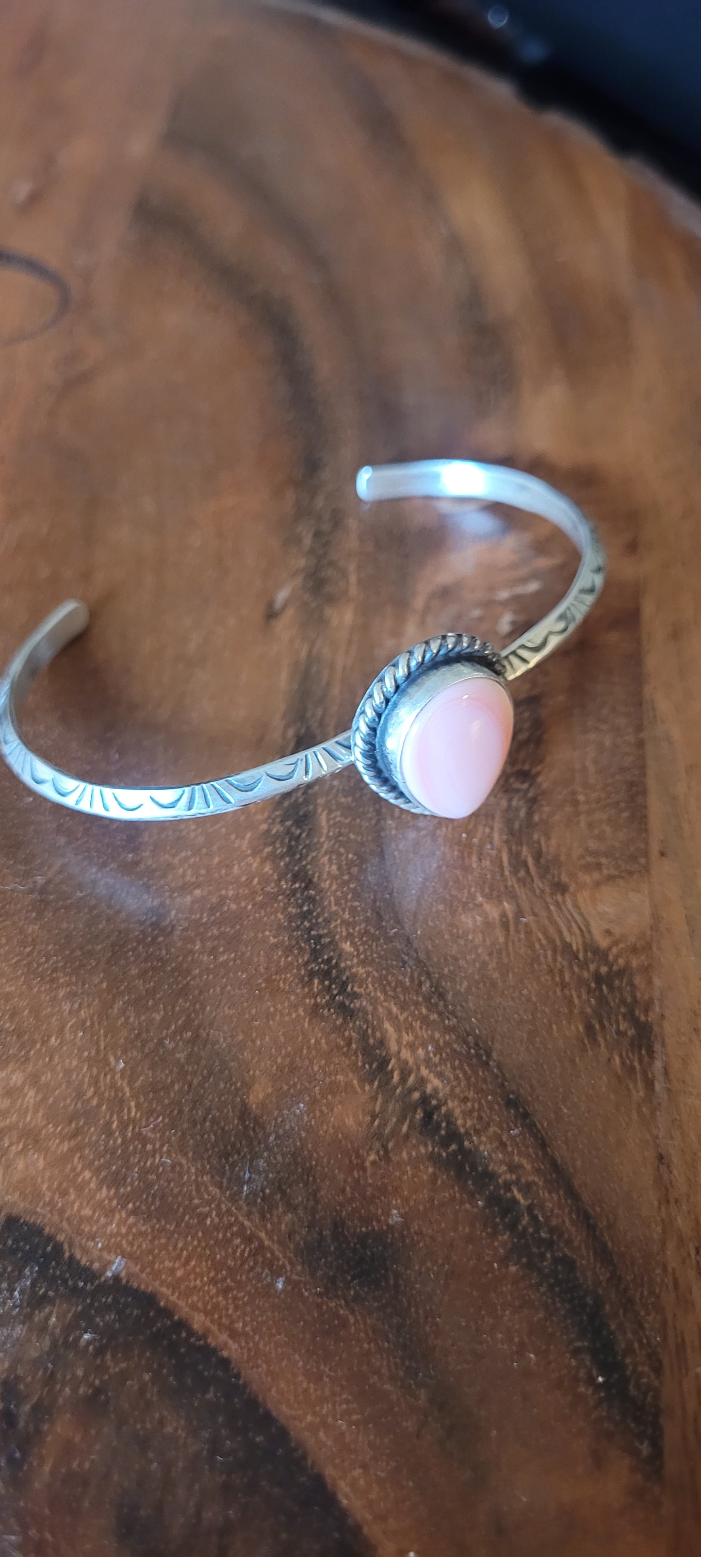 Sterling & Pink Conch Cuff