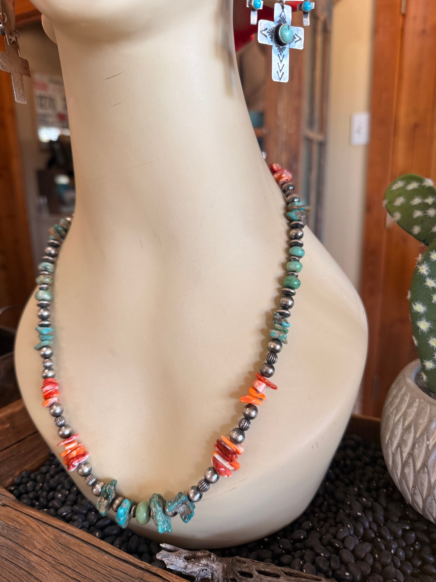 Chimney Butte Navajo Pear, Turquoise & Spiny Oyster Necklace
