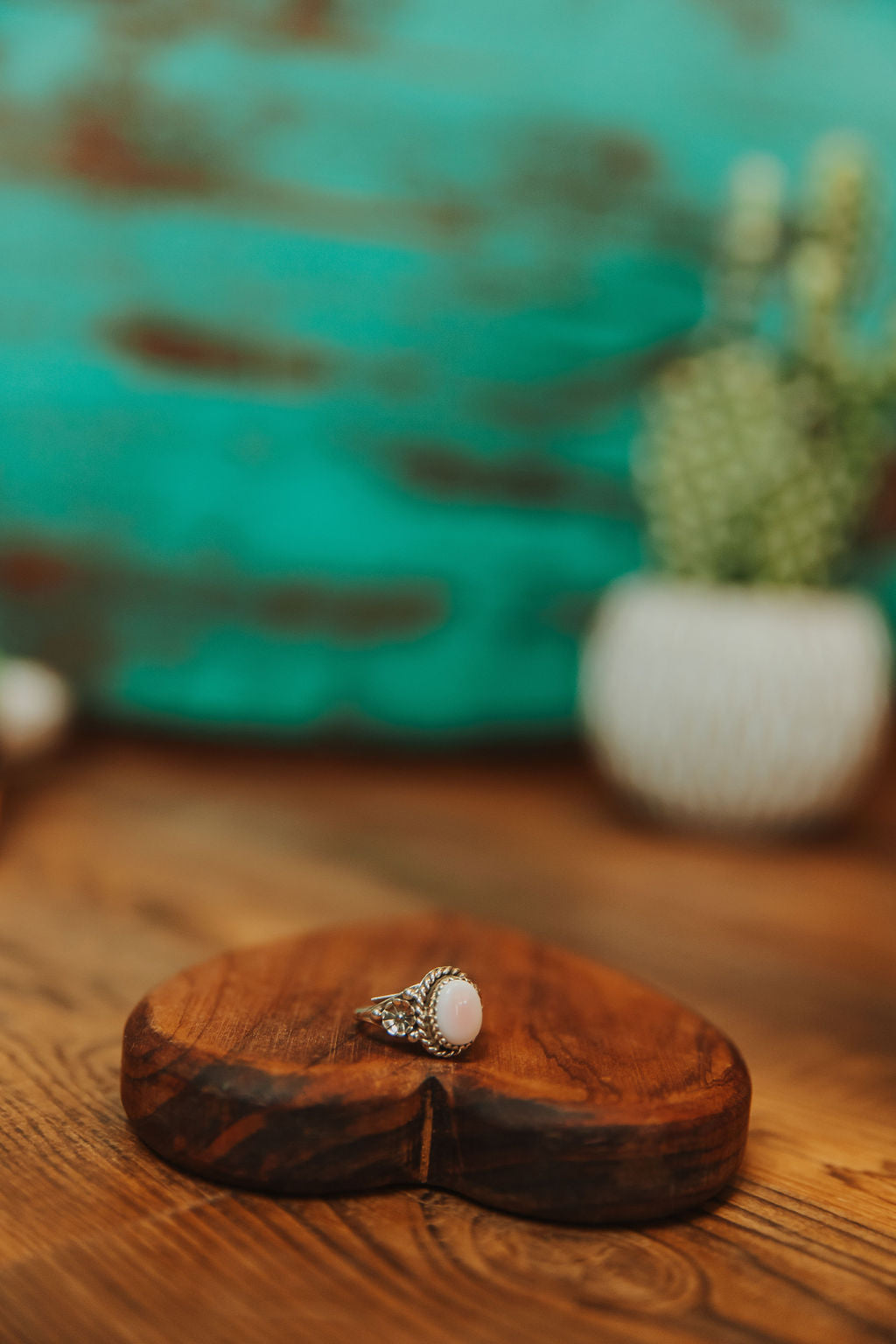 Pink Conch Sweetheart Ring